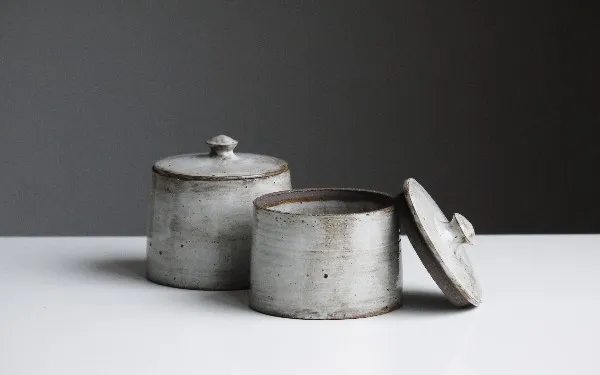 Removing the Lid on Kata Containers