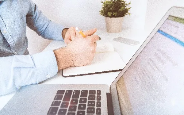 Does GraphQL Reduce the Need for Documentation?